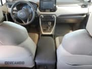 ✅ 2021 Toyota RAV4 XLE Premium • VIN: 2T3A1RFV5MC174433 • Lot: 72037575. Listed on Copart with 280,075 mi. Free auction sales archive from the USA and detailed vehicle history report at DreamBid. Image 8.