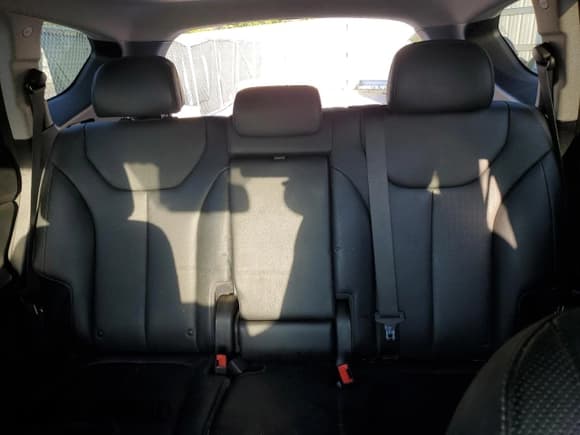 ✅ 2019 Hyundai Santa Fe Limited • VIN: 5NMS53AA9KH033682 • Lot: 53702894. Wystawiony na Copart z przebiegiem 67 335 mil. Bezpłatny archiwum sprzedaży aukcyjnych z USA i szczegółowy raport historii pojazdu na DreamBid. Zdjęcie 10.