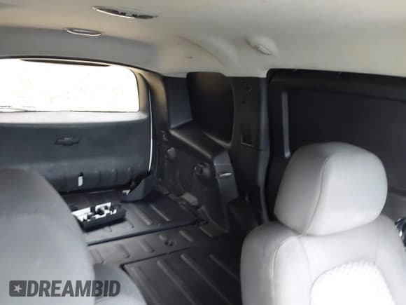 ✅ 2011 Chevrolet HHR LS • VIN: 3GCAAAFW8BS639113 • Lot: 43672276. Wystawiony na IAAI z przebiegiem 297 947 mil. Bezpłatny archiwum sprzedaży aukcyjnych z USA i szczegółowy raport historii pojazdu na DreamBid. Zdjęcie 8.