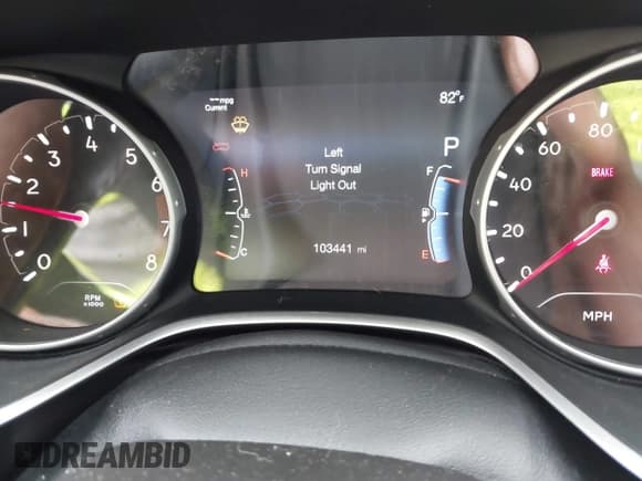 ✅ 2018 Jeep Compass Limited • VIN: 3C4NJCCB8JT286587 • Lot: 42652398. Listed on IAAI with 104,000 mi. Free auction sales archive from the USA and detailed vehicle history report at DreamBid. Image 7.