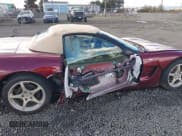 ✅ 2003 Chevrolet Corvette • VIN: 1G1YY32G135131199 • Lot: 43533673. Wystawiony na IAAI z przebiegiem 118 529 mil. Bezpłatny archiwum sprzedaży aukcyjnych z USA i szczegółowy raport historii pojazdu na DreamBid. Zdjęcie 6.