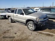 ✅ 2002 Chevrolet S-10 LS • VIN: 1GCCT19W628153388 • Лот: 47499415. Опубликован ранее на Copart с пробегом 171 329 миль. Бесплатный доступ к архиву аукционных продаж из США и подробный отчёт об истории автомобиля на DreamBid. Изображение 4.