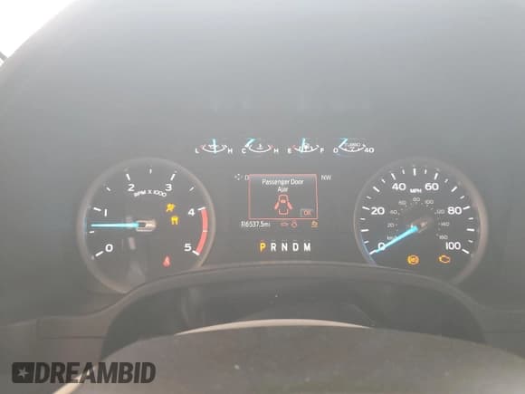 ✅ 2020 Ford F-350 XL • VIN: 1FT8W3DT2LEE93050 • Lot: 64017145. Wystawiony na Copart z przebiegiem 116 537 mil. Bezpłatny archiwum sprzedaży aukcyjnych z USA i szczegółowy raport historii pojazdu na DreamBid. Zdjęcie 9.