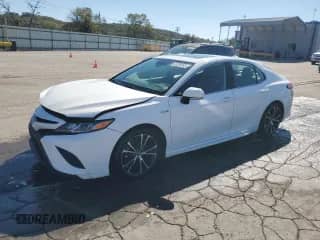 2019 Toyota Camry Hybrid SE с VIN 4T1B21HKXKU520194, выставлен на аукционе Copart как лот 86868045 с пробегом 100 431 миль миль и Списание • Salvage title. История ставок и продаж доступна на DreamBid. Изображение 1.