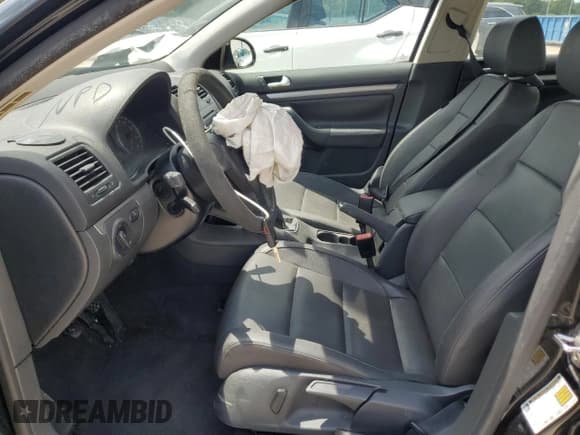 ✅ 2006 Volkswagen Jetta 2.5L • VIN: 3VWRF71K76M619633 • Лот: 68344115. Опубликован ранее на Copart с пробегом 136 632 миль. Бесплатный доступ к архиву аукционных продаж из США и подробный отчёт об истории автомобиля на DreamBid. Изображение 7.