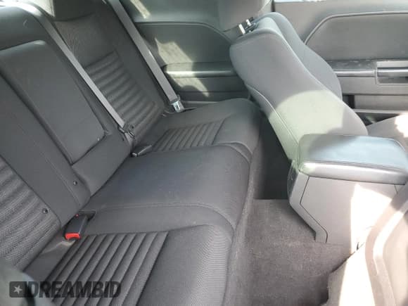 ✅ 2012 Dodge Challenger SXT • VIN: 2C3CDYAG2CH130894 • Lot: 58260055. Wystawiony na Copart z przebiegiem 106 301 mil. Bezpłatny archiwum sprzedaży aukcyjnych z USA i szczegółowy raport historii pojazdu na DreamBid. Zdjęcie 10.