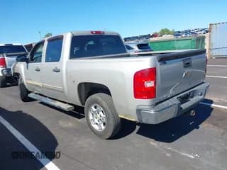 ✅ 2009 Chevrolet Silverado 1500 LT • VIN: 3GCEC23J49G179889 • Lot: 43475956. Wystawiony na IAAI z przebiegiem Nie podano. Bezpłatny archiwum sprzedaży aukcyjnych z USA i szczegółowy raport historii pojazdu na DreamBid. Zdjęcie 3.