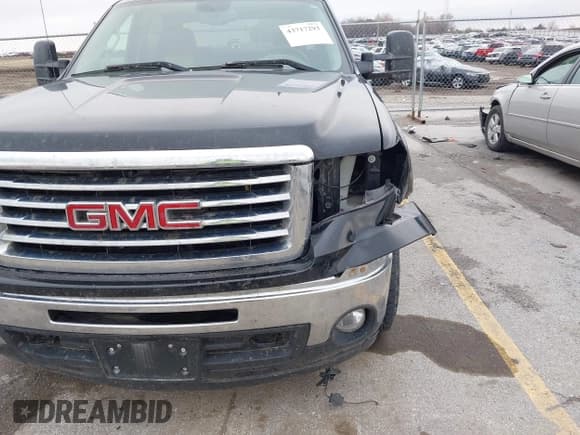 ✅ 2009 GMC Sierra 1500 SLT • VIN: 3GTEK33359G256750 • Лот: 43717293. Опубликован ранее на IAAI с пробегом 182 629 миль. Бесплатный доступ к архиву аукционных продаж из США и подробный отчёт об истории автомобиля на DreamBid. Изображение 6.