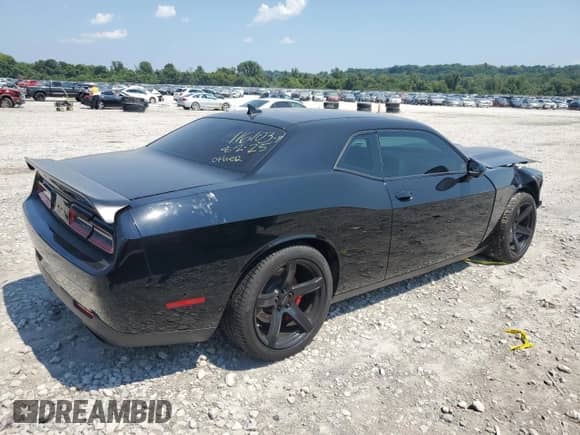 2019 Dodge Challenger SRT Hellcat Redeye Widebody z VIN 2C3CDZL91KH537138, wystawiony jako Copart lot #69056105 z przebiegiem 9 386 mil mil oraz Szkoda całkowita • Salvage title. Historia ofert i sprzedaży dostępna na DreamBid. Obrazek 3.