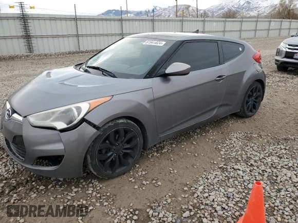 ✅ 2013 Hyundai Veloster w/Gray Int • VIN: KMHTC6AD2DU115105 • Lot: 81941024. Wystawiony na Copart z przebiegiem 180 967 mil. Bezpłatny archiwum sprzedaży aukcyjnych z USA i szczegółowy raport historii pojazdu na DreamBid. Zdjęcie 1.