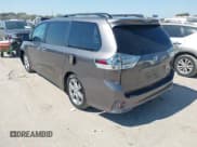 ✅ 2013 Toyota Sienna SE • VIN: 5TDXK3DCXDS360801 • Lot: 43443987. Listed on IAAI with 98,224 mi. Free auction sales archive from the USA and detailed vehicle history report at DreamBid. Image 3.