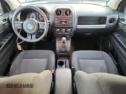 ✅ 2016 Jeep Compass Sport SE • VIN: 1C4NJDBB7GD686968 • Лот: 92476965. Опубликован ранее на Copart с пробегом 83 108 миль. Бесплатный доступ к архиву аукционных продаж из США и подробный отчёт об истории автомобиля на DreamBid. Изображение 8.