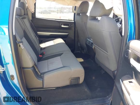 ✅ 2017 Toyota Tundra SR5 • VIN: 5TFDY5F17HX656156 • Лот: 43147109. Опубликован ранее на IAAI с пробегом 134 353 миль. Бесплатный доступ к архиву аукционных продаж из США и подробный отчёт об истории автомобиля на DreamBid. Изображение 8.