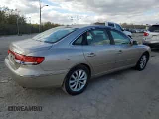 2008 Hyundai Azera Limited z VIN KMHFC46F78A273894, wystawiony jako Copart lot #76627314 z przebiegiem 175 826 mil mil oraz Czysty tytuł • Clean title. Historia ofert i sprzedaży dostępna na DreamBid. Obrazek 3.