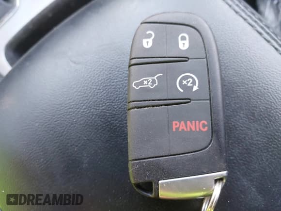 ✅ 2018 Jeep Grand Cherokee Altitude • VIN: 1C4RJEAG8JC438567 • Lot: 43168970. Listed on IAAI with 72,067 mi. Free auction sales archive from the USA and detailed vehicle history report at DreamBid. Image 11.