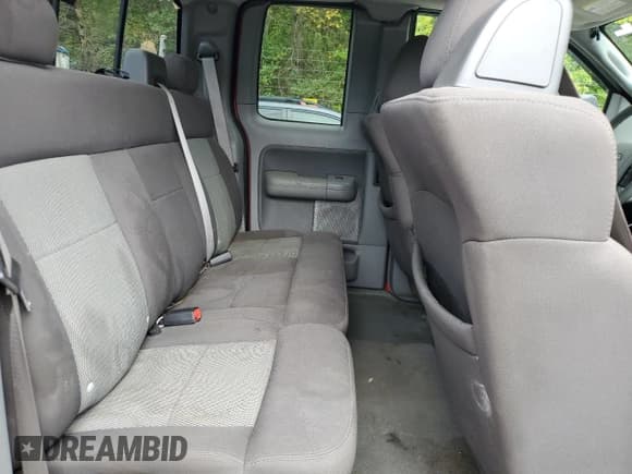 ✅ 2006 Ford F-150 XLT • VIN: 1FTPX14506NB25498 • Lot: 83965675. Listed on Copart with 135,206 mi. Free auction sales archive from the USA and detailed vehicle history report at DreamBid. Image 10.