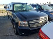 ✅ 2009 Chevrolet Suburban LTZ • VIN: 1GNFK36339J123586 • Lot: 78847104. Wystawiony na Copart z przebiegiem 156 867 mil. Bezpłatny archiwum sprzedaży aukcyjnych z USA i szczegółowy raport historii pojazdu na DreamBid. Zdjęcie 5.