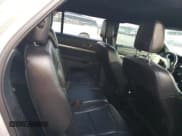 ✅ 2018 Ford Explorer XLT • VIN: 1FM5K7D8XJGA30412 • Lot: 86979095. Wystawiony na Copart z przebiegiem 152 379 mil. Bezpłatny archiwum sprzedaży aukcyjnych z USA i szczegółowy raport historii pojazdu na DreamBid. Zdjęcie 11.