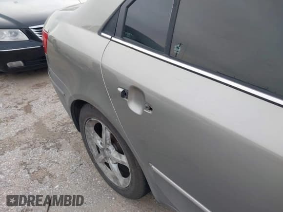 ✅ 2010 Hyundai Sonata Limited • VIN: 5NPEU4AF0AH625992 • Лот: 41266005. Опубликован ранее на IAAI с пробегом 238 812 миль. Бесплатный доступ к архиву аукционных продаж из США и подробный отчёт об истории автомобиля на DreamBid. Изображение 13.