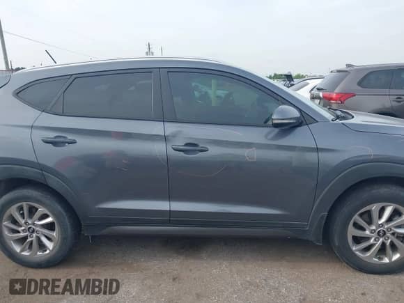 2016 Hyundai Tucson Limited z VIN KM8J33A25GU037783, wystawiony jako IAAI lot #42423489 z przebiegiem 97 260 mil mil oraz . Historia ofert i sprzedaży dostępna na DreamBid. Obrazek 14.