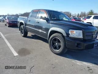 ✅ 2008 Dodge Dakota Sport • VIN: 1D7HW68N98S577331 • Lot: 41394561. Listed on IAAI with 178,670 mi. Free auction sales archive from the USA and detailed vehicle history report at DreamBid. Image 1.