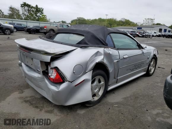 ✅ 2004 Ford Mustang Deluxe • VIN: 1FAFP44614F132706 • Лот: 80920275. Опубликован ранее на Copart с пробегом 137 564 миль. Бесплатный доступ к архиву аукционных продаж из США и подробный отчёт об истории автомобиля на DreamBid. Изображение 3.