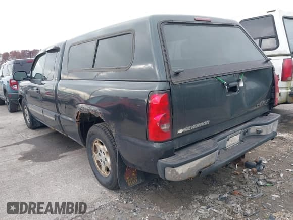 ✅ 2004 Chevrolet Silverado 1500 LS • VIN: 2GCEC19T541159865 • Лот: 43761032. Опубликован ранее на IAAI с пробегом 126 375 миль. Бесплатный доступ к архиву аукционных продаж из США и подробный отчёт об истории автомобиля на DreamBid. Изображение 3.