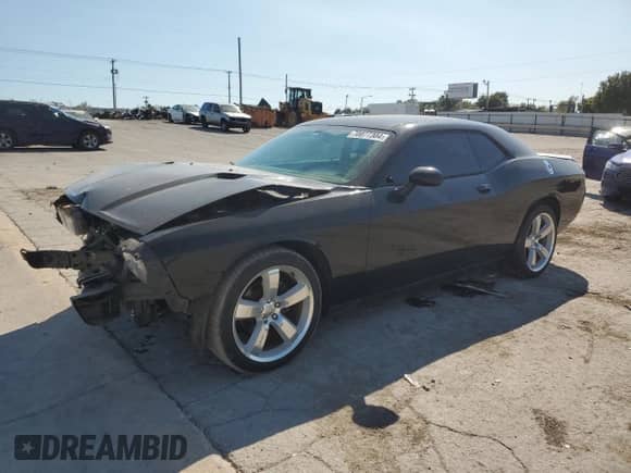 ✅ 2012 Dodge Challenger SXT • VIN: 2C3CDYAG4CH118276 • Lot: 70877304. Wystawiony na Copart z przebiegiem 118 691 mil. Bezpłatny archiwum sprzedaży aukcyjnych z USA i szczegółowy raport historii pojazdu na DreamBid. Zdjęcie 1.