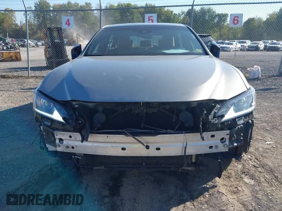 ✅ 2019 Lexus ES 350 • VIN: 58ABZ1B18KU009216 • Lot: 43327474. Listed on IAAI with 69,344 mi. Free auction sales archive from the USA and detailed vehicle history report at DreamBid. Image 6.