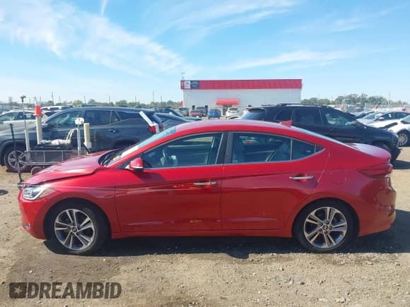 ✅ 2017 Hyundai Elantra SE • VIN: 5NPD84LF9HH009229 • Lot: 43509962. Listed on IAAI with 137,741 mi. Free auction sales archive from the USA and detailed vehicle history report at DreamBid. Image 14.