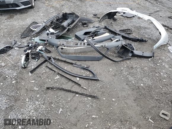 ✅ 2016 BMW X1 xDrive28i • VIN: WBXHT3Z36G4A48720 • Лот: 87389155. Опубликован ранее на Copart с пробегом 113 359 миль. Бесплатный доступ к архиву аукционных продаж из США и подробный отчёт об истории автомобиля на DreamBid. Изображение 13.