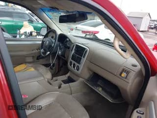 ✅ 2002 Mercury Mountaineer Convenience • VIN: 4M2ZU66E12UJ01085 • Lot: 41514199. Wystawiony na IAAI z przebiegiem 135 231 mil. Bezpłatny archiwum sprzedaży aukcyjnych z USA i szczegółowy raport historii pojazdu na DreamBid. Zdjęcie 5.