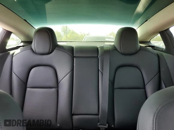 ✅ 2022 Tesla Model 3 Long Range • VIN: 5YJ3E1EB7NF177197 • Lot: 54602135. Wystawiony na Copart z przebiegiem 31 656 mil. Bezpłatny archiwum sprzedaży aukcyjnych z USA i szczegółowy raport historii pojazdu na DreamBid. Zdjęcie 10.