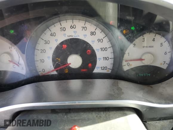 ✅ 2006 Mitsubishi Raider Duro Cross • VIN: 1Z7HC38N06S554815 • Lot: 62353445. Listed on Copart with 174,774 mi. Free auction sales archive from the USA and detailed vehicle history report at DreamBid. Image 9.