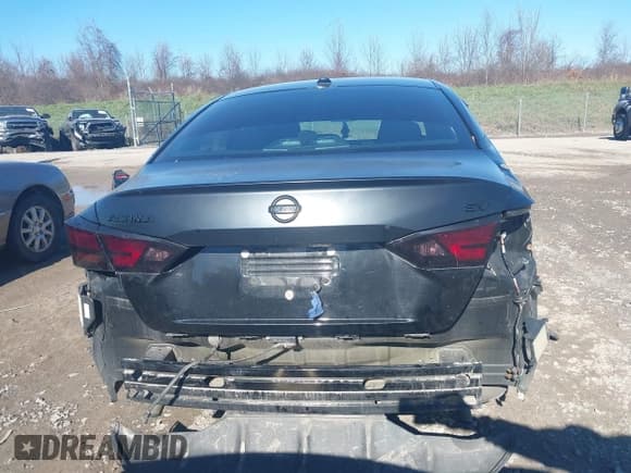 ✅ 2022 Nissan Altima SV • VIN: 1N4BL4DV8NN316615 • Lot: 43548682. Wystawiony na IAAI z przebiegiem 88 410 mil. Bezpłatny archiwum sprzedaży aukcyjnych z USA i szczegółowy raport historii pojazdu na DreamBid. Zdjęcie 17.