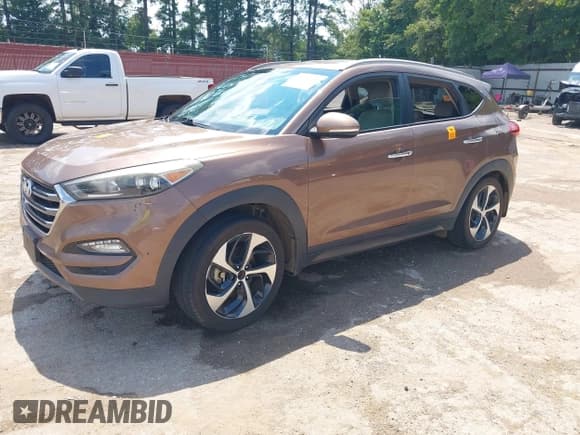 ✅ 2016 Hyundai Tucson Limited • VIN: KM8J33A21GU106243 • Лот: 43121239. Опубликован ранее на IAAI с пробегом 136 487 миль. Бесплатный доступ к архиву аукционных продаж из США и подробный отчёт об истории автомобиля на DreamBid. Изображение 2.