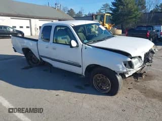 ✅ 2004 Toyota Tundra SR5 • VIN: 5TBBN44154S434088 • Lot: 43642638. Wystawiony na IAAI z przebiegiem 261 926 mil. Bezpłatny archiwum sprzedaży aukcyjnych z USA i szczegółowy raport historii pojazdu na DreamBid. Zdjęcie 1.