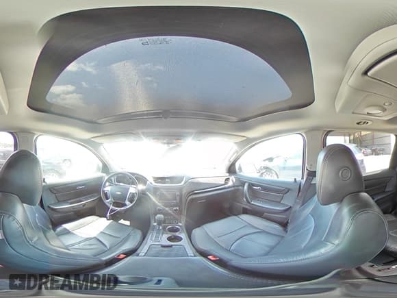 ✅ 2016 Chevrolet Traverse LT • VIN: 1GNKVHKD0GJ304496 • Lot: 64147404. Wystawiony na Copart z przebiegiem 151 352 mil. Bezpłatny archiwum sprzedaży aukcyjnych z USA i szczegółowy raport historii pojazdu na DreamBid. Zdjęcie 13.