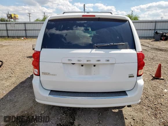 ✅ 2017 Dodge Grand Caravan GT • VIN: 2C4RDGEG3HR715589 • Lot: 84463375. Wystawiony na Copart z przebiegiem 149 254 mil. Bezpłatny archiwum sprzedaży aukcyjnych z USA i szczegółowy raport historii pojazdu na DreamBid. Zdjęcie 6.