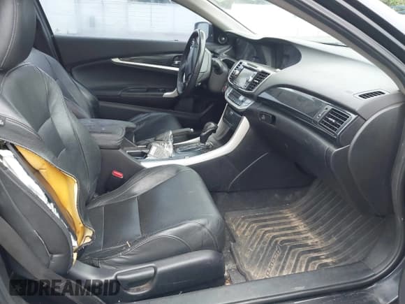 ✅ 2013 Honda Accord EX-L • VIN: 1HGCT2B83DA001213 • Лот: 42921900. Опубликован ранее на IAAI с пробегом 271 857 миль. Бесплатный доступ к архиву аукционных продаж из США и подробный отчёт об истории автомобиля на DreamBid. Изображение 5.