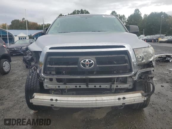 ✅ 2011 Toyota Tundra • VIN: 5TFUY5F19BX207729 • Лот: 85562405. Опубликован ранее на Copart с пробегом 87 330 миль. Бесплатный доступ к архиву аукционных продаж из США и подробный отчёт об истории автомобиля на DreamBid. Изображение 5.