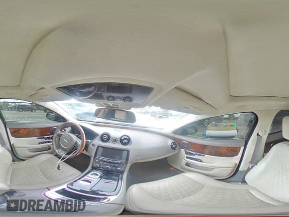 ✅ 2017 Jaguar XJ Portfolio • VIN: SAJWJ2GD1H8W11245 • Lot: 58015635. Listed on Copart with 85,978 mi. Free auction sales archive from the USA and detailed vehicle history report at DreamBid. Image 14.