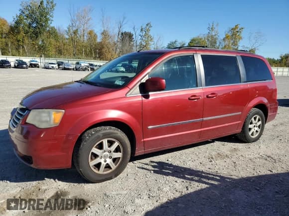 ✅ 2010 Chrysler Town & Country Touring Plus • VIN: 2A4RR8D13AR338489 • Lot: 83876465. Wystawiony na Copart z przebiegiem 137 572 mil. Bezpłatny archiwum sprzedaży aukcyjnych z USA i szczegółowy raport historii pojazdu na DreamBid. Zdjęcie 1.