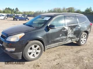 ✅ 2010 Chevrolet Traverse 1LT • VIN: 1GNLVFED5AS117261 • Lot: 43617956. Wystawiony na IAAI z przebiegiem 257 124 mil. Bezpłatny archiwum sprzedaży aukcyjnych z USA i szczegółowy raport historii pojazdu na DreamBid. Zdjęcie 6.