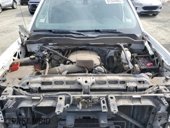 ✅ 2016 Chevrolet Silverado 2500HD LT • VIN: 1GC2KVEG8GZ394598 • Lot: 81324965. Wystawiony na Copart z przebiegiem Nie podano. Bezpłatny archiwum sprzedaży aukcyjnych z USA i szczegółowy raport historii pojazdu na DreamBid. Zdjęcie 11.