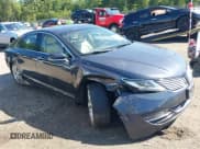 ✅ 2013 Lincoln MKZ • VIN: 3LN6L2J96DR810745 • Lot: 43035224. Wystawiony na IAAI z przebiegiem 107 056 mil. Bezpłatny archiwum sprzedaży aukcyjnych z USA i szczegółowy raport historii pojazdu na DreamBid. Zdjęcie 1.