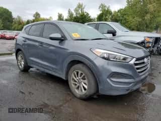 2017 Hyundai Tucson SE z VIN KM8J23A45HU538887, wystawiony jako Copart lot #84935165 z przebiegiem 161 709 mil mil oraz Czysty tytuł • Clean title. Historia ofert i sprzedaży dostępna na DreamBid. Obrazek 4.