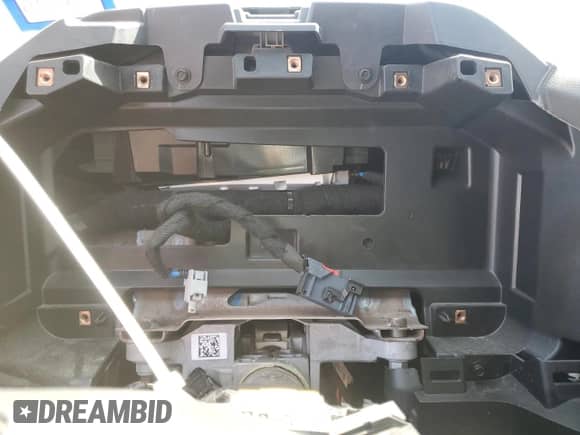 2022 Chevrolet Silverado 3500HD High Country with VIN 1GC4YVEY5NF190159, listed as a Copart auction lot 47931065 with Not provided miles and Salvage title. Bid and sale history available at DreamBid. Image 8.