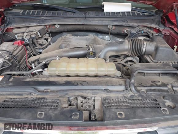 ✅ 2020 Ford Expedition XLT • VIN: 1FMJU1JT2LEA25640 • Лот: 43021862. Опубликован ранее на IAAI с пробегом 123 452 миль. Бесплатный доступ к архиву аукционных продаж из США и подробный отчёт об истории автомобиля на DreamBid. Изображение 10.