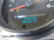 ✅ 2009 Chevrolet Silverado 2500HD Work Truck • VIN: 1GCHK49K19E133164 • Лот: 43423369. Опубликован ранее на IAAI с пробегом 304 182 миль. Бесплатный доступ к архиву аукционных продаж из США и подробный отчёт об истории автомобиля на DreamBid. Изображение 15.